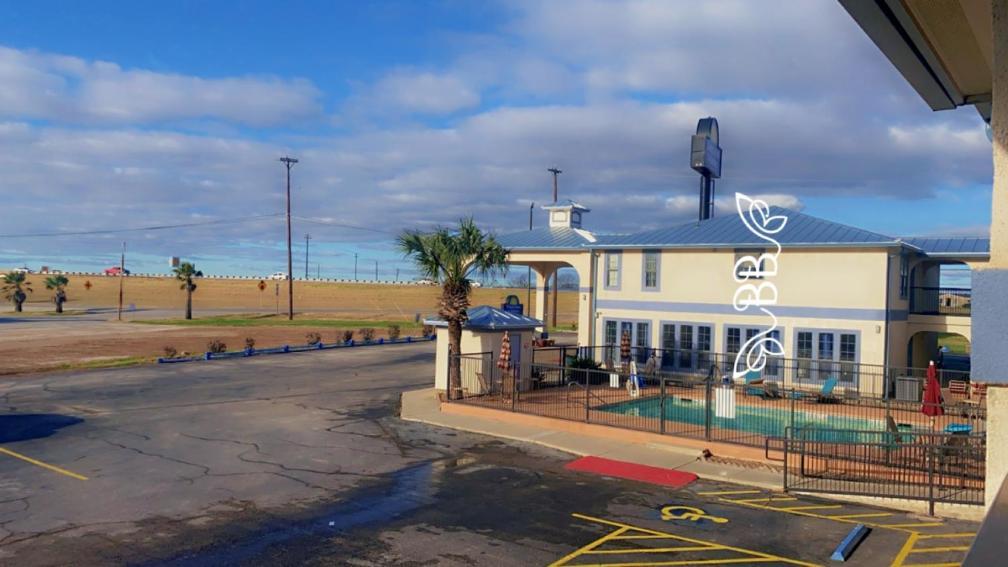 Days Inn & Suites By Wyndham Braunig Lake Elmendorf Exterior foto